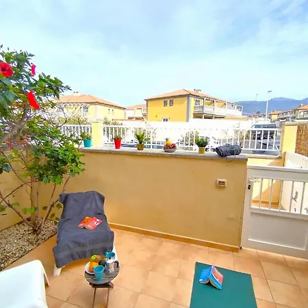 Rentenerife Medano Relax شقة